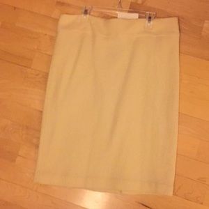 🌻Banana Republic wool skirt size 10🌻